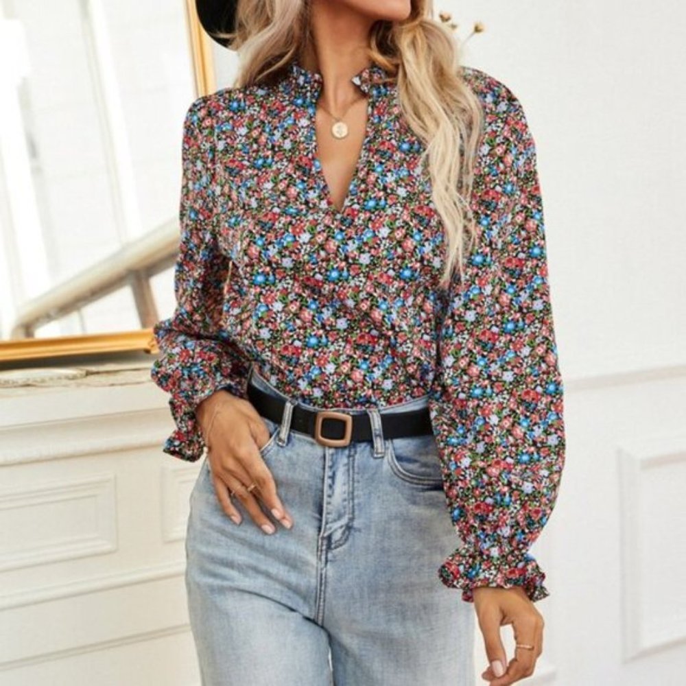 Notch Neck Puff Sleeve Ditsy Floral Blouse - Picture 2 of 5